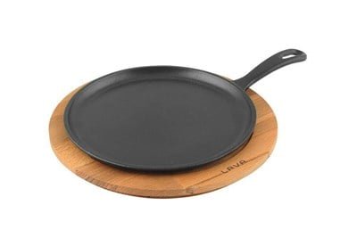 Lava Döküm  Krep / Pizza / Pancake Tavası, Yuvarlak, Metal Saplı ve ahşap altlıklı. Çap20cm.