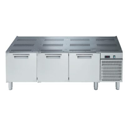 Electrolux Professional, Soğutmalı cihaz altı tezgah, 3 kapılı, +10/- 2°C, otomatik defrost-R290 – Ölçüler: GxDxY 1600x700x600 mm, 371293