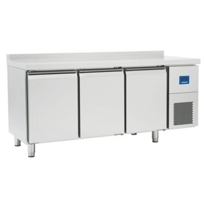 Öztiryakiler TAG 370 NMV 3 INOX KAPI YATAY TIP BUZDOLABI (79E4.37NMV.00)